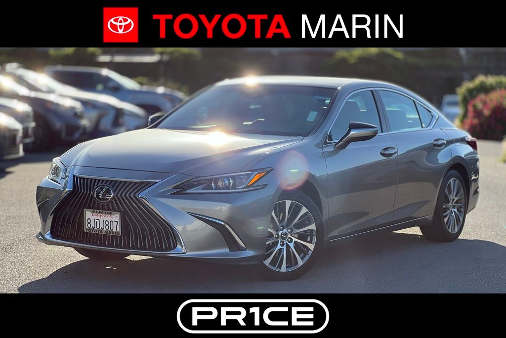 2019 Lexus ES 350 350's photo