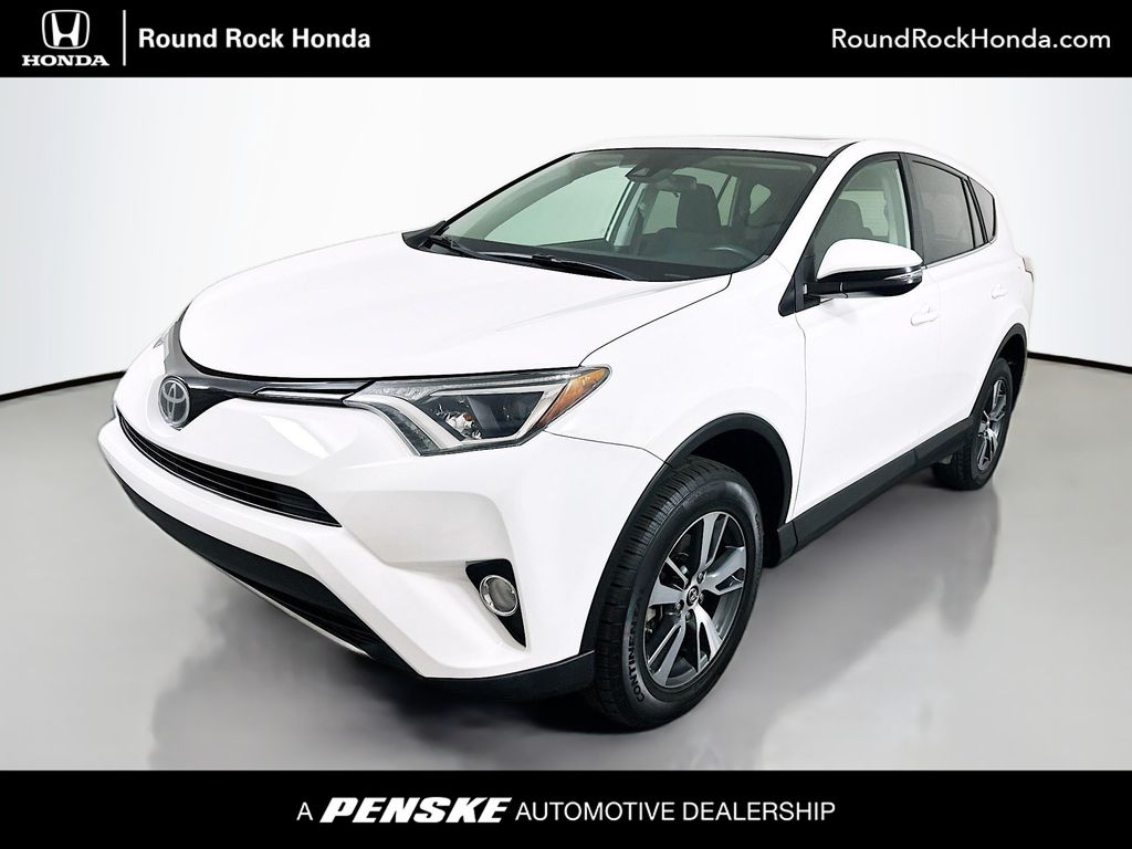 Super White 2018 Toyota RAV4 XLE SUV / Crossover Front-Wheel Drive 6-Speed Automatic