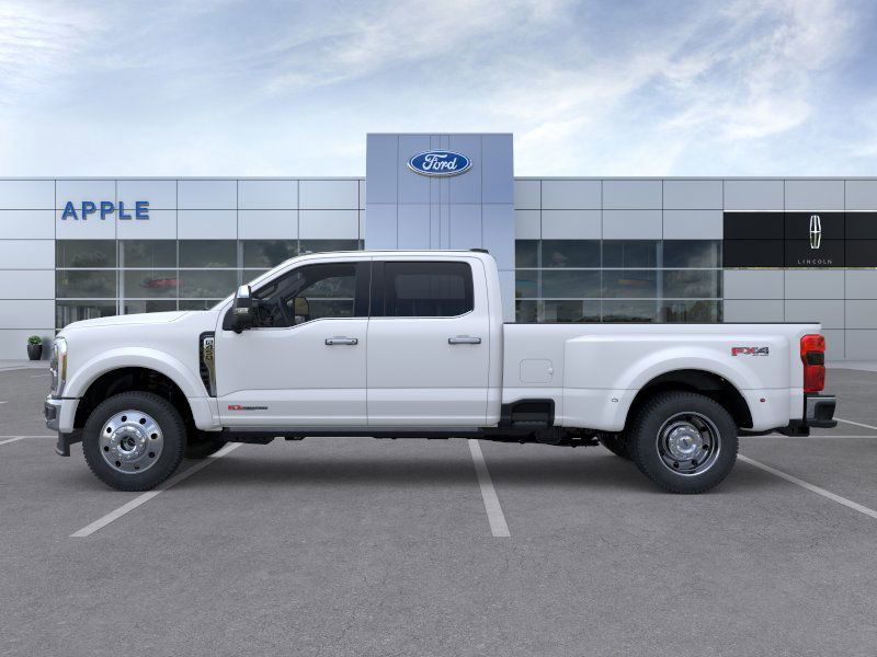 2026 Ford F-450 Super Duty LARIAT