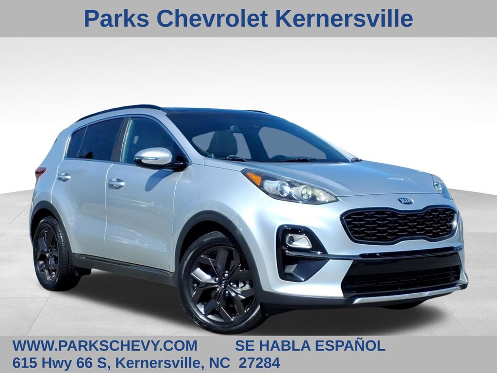 Sparkling Silver 2020 Kia Sportage SUV / Crossover Front-Wheel Drive 6-Speed Automatic Overdrive