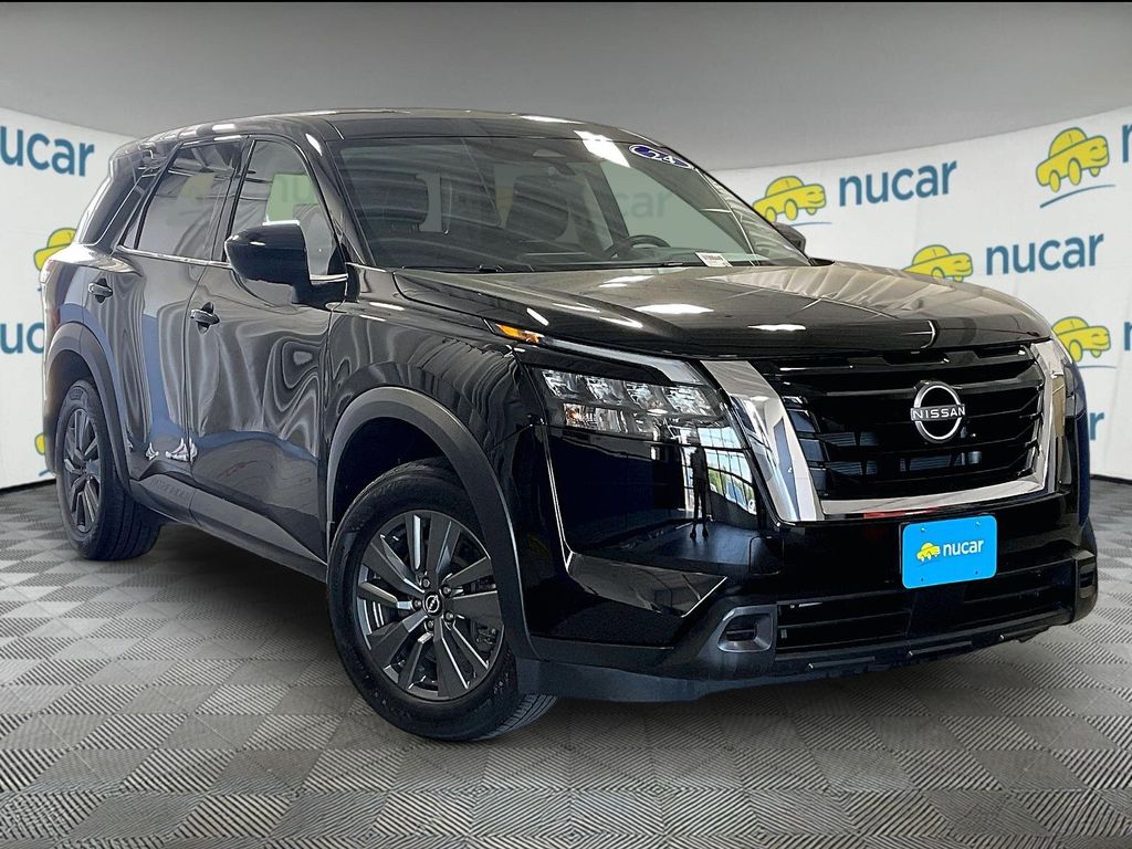 2024 Nissan Pathfinder — photo 1