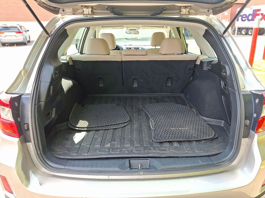 Thumbnail: 2015 Subaru Outback - 26