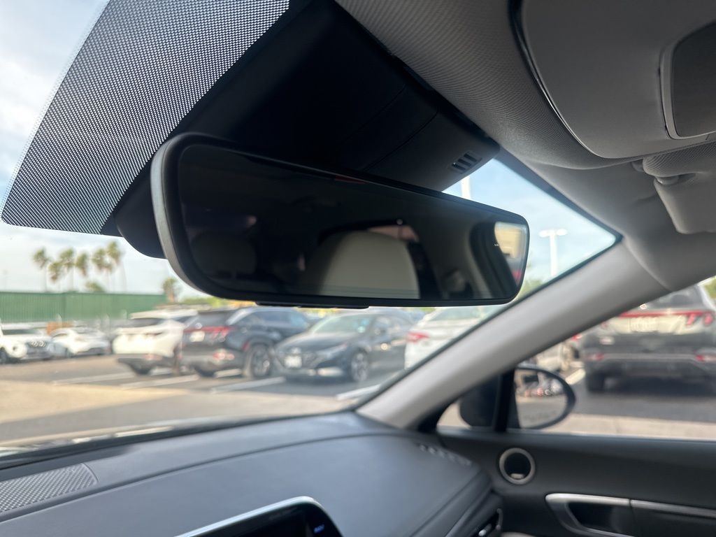 2023 Hyundai Sonata Limited 18