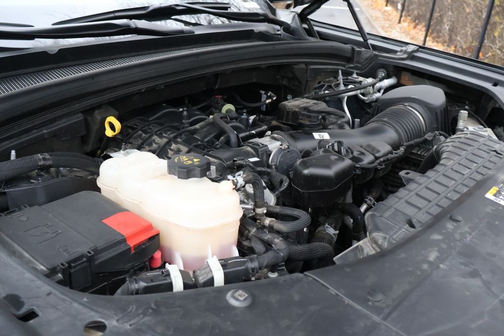 Thumbnail: 2024 Jeep Grand Cherokee L - 13