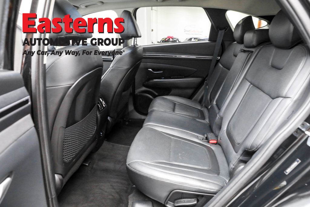 Used 2022 Black Hyundai SEL image 24