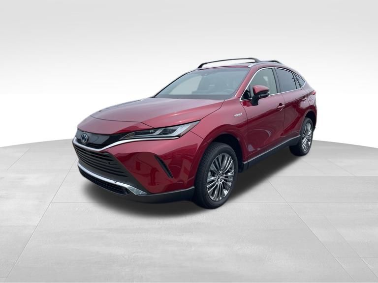 2021 Toyota Venza XLE Hero Image