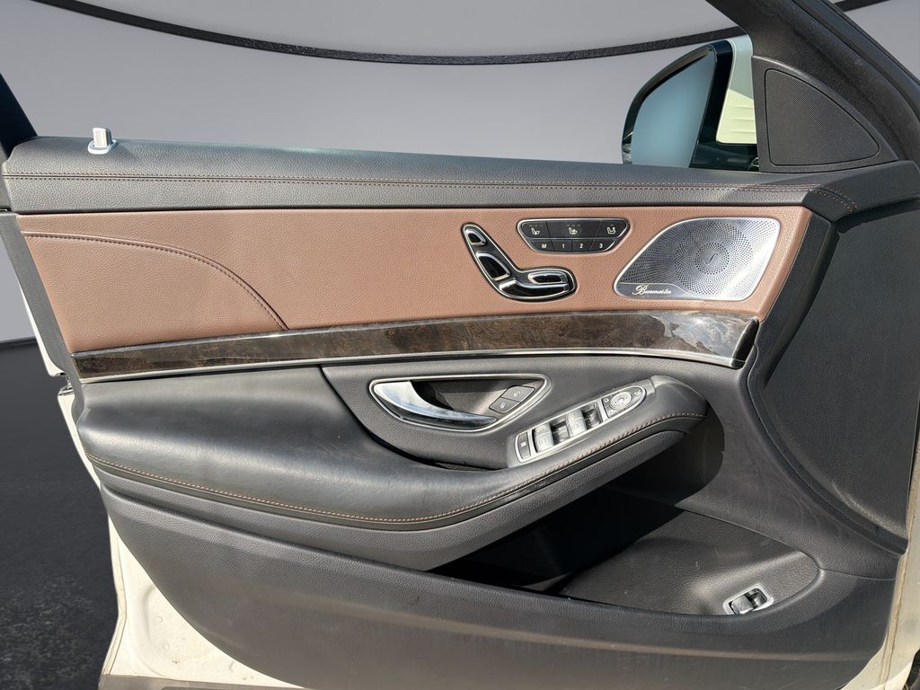 Thumbnail: 2016 Mercedes-Benz S-Class - 29