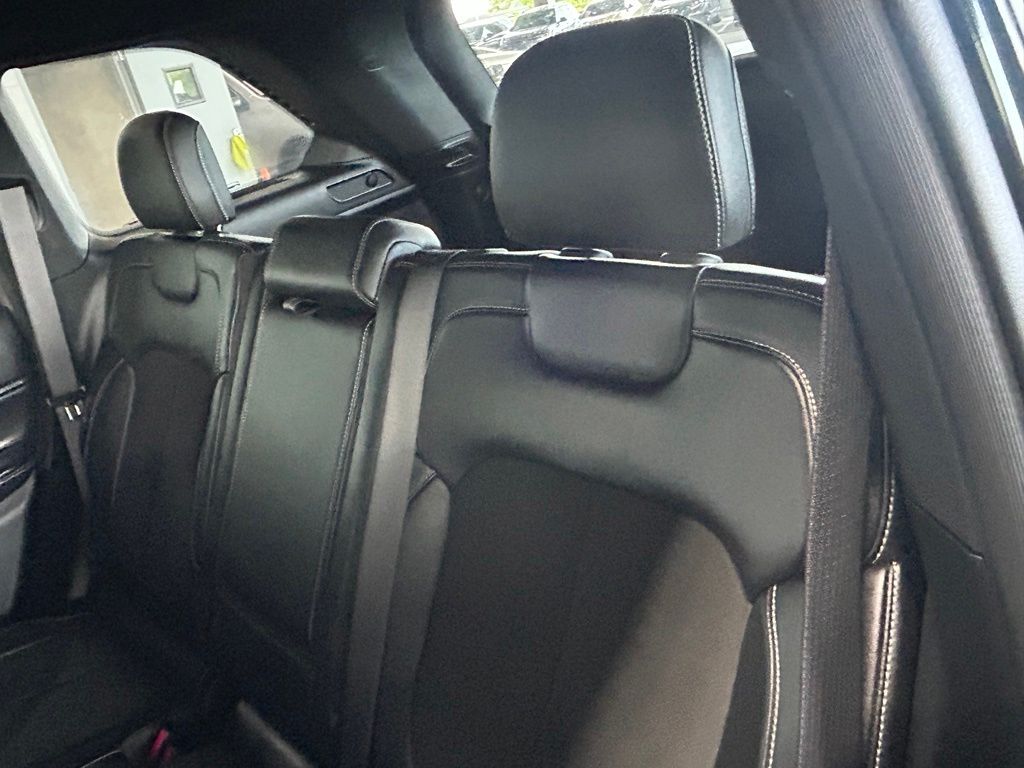 Used 2023 Diamond Black Crystal Pearlcoat Jeep Altitude image 45