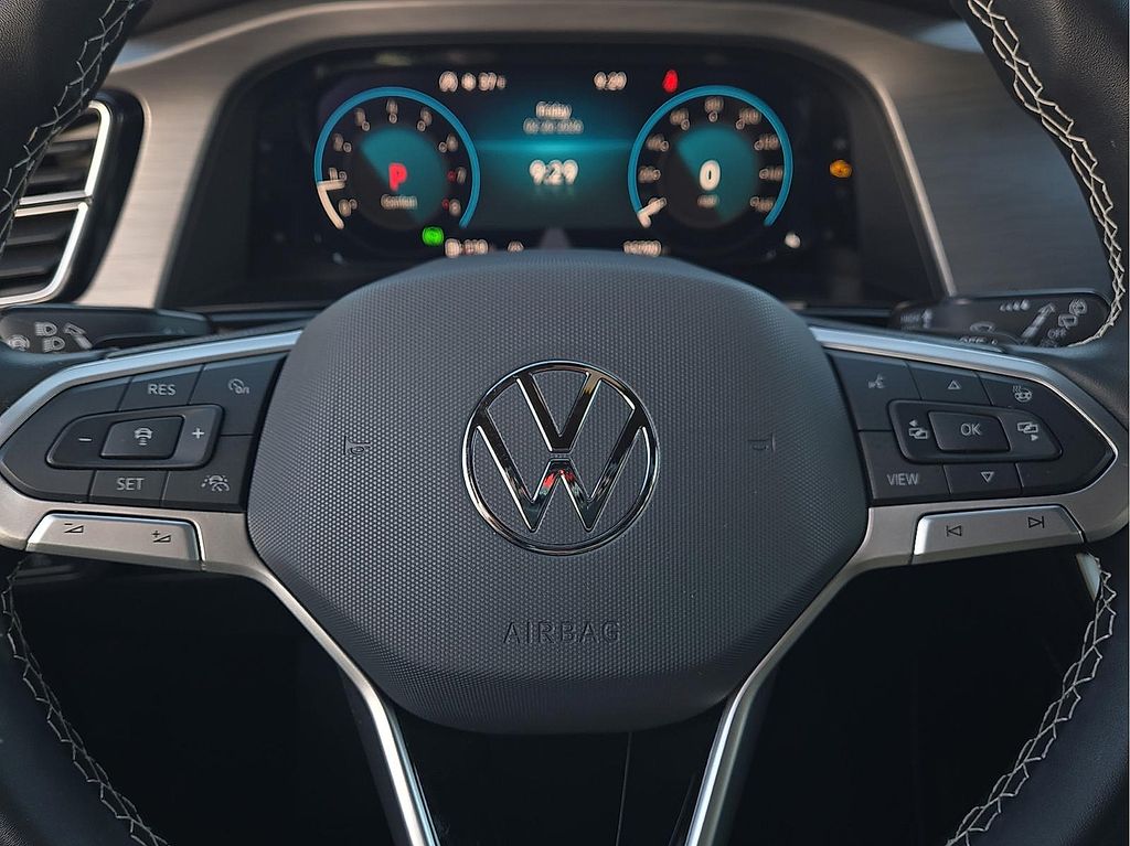 Used 2025 Volkswagen Atlas Cross Sport For Sale in Farmington, AR