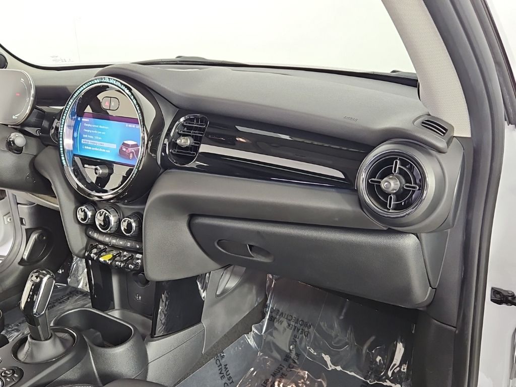 Thumbnail: 2024 MINI Cooper - 14