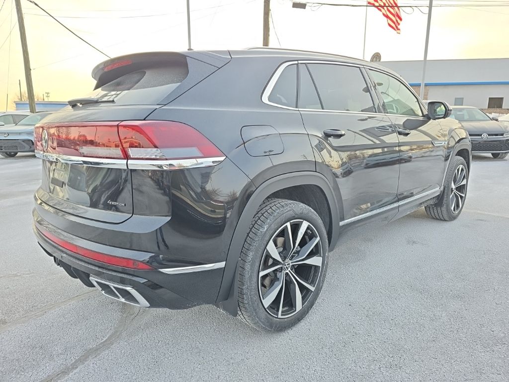 2026 Volkswagen Atlas Cross Sport 2.0T SEL Premium R-Line - 4
