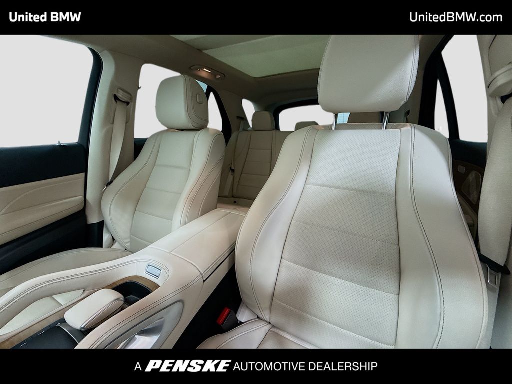 Thumbnail: 2022 Mercedes-Benz GLE - 4