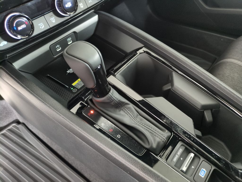 New 2025 Honda Accord Hybrid For Sale in Fort Wayne, IN