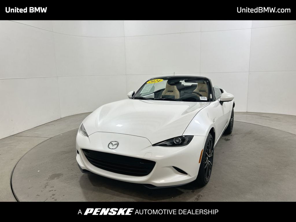 Thumbnail: 2024 Mazda MX-5 Miata - 1