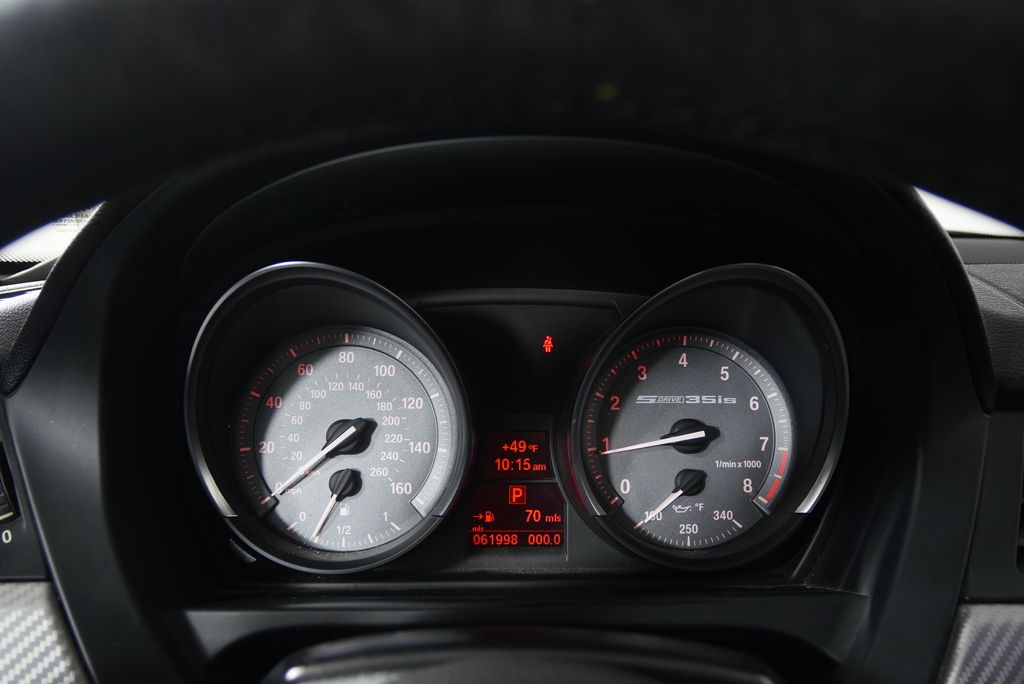 Thumbnail: 2012 BMW Z4 - 16