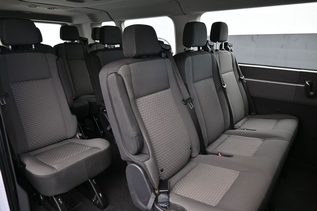 Used 2024 Oxford White Ford XLT image 40