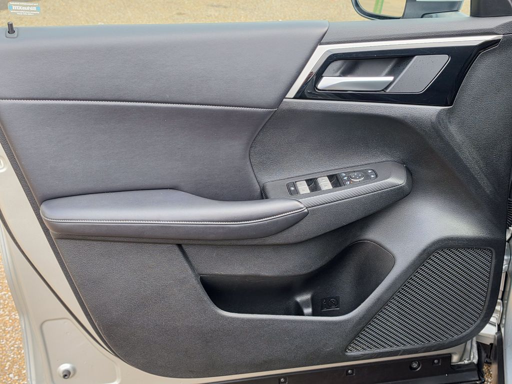 Used 2024 Mitsubishi Outlander SUV