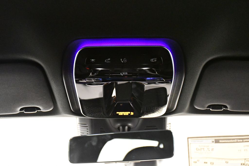 Thumbnail: 2025 Mercedes-Benz GLC - 17