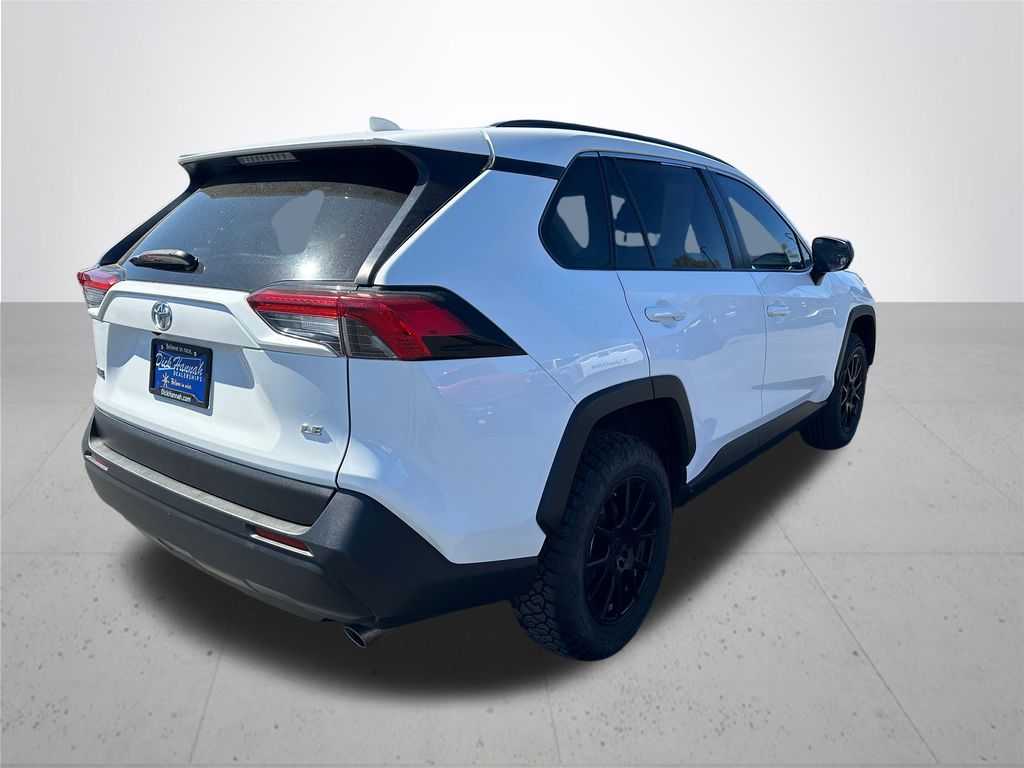 2019 Toyota RAV4 LE
