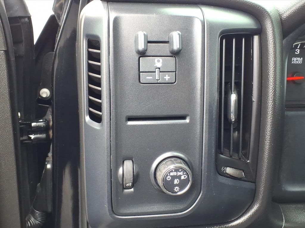 used 2015 GMC Sierra 1500 car, priced at $18,900