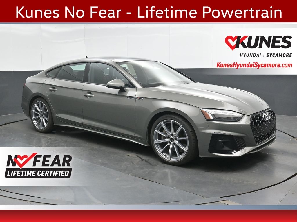 2025 Audi A5 Sportback Gris (Chronos Gray Metallic) Sedán Tracción en las cuatro ruedas 7 velocidades Automática