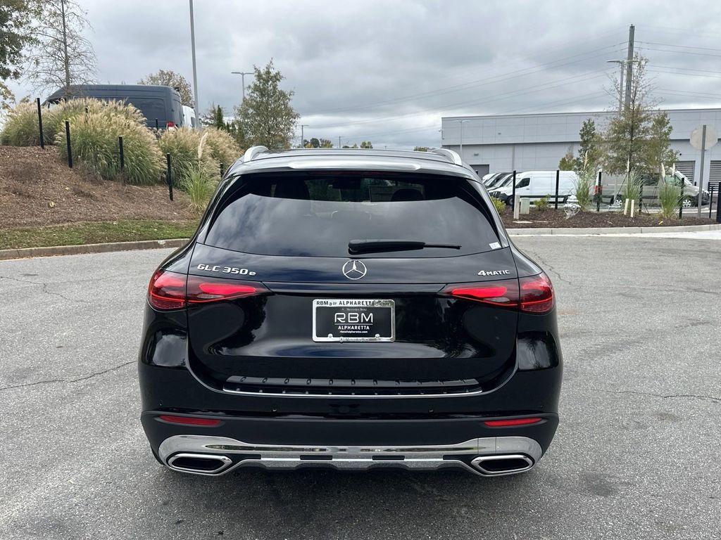 2025 Mercedes-Benz GLC GLC 350e 7