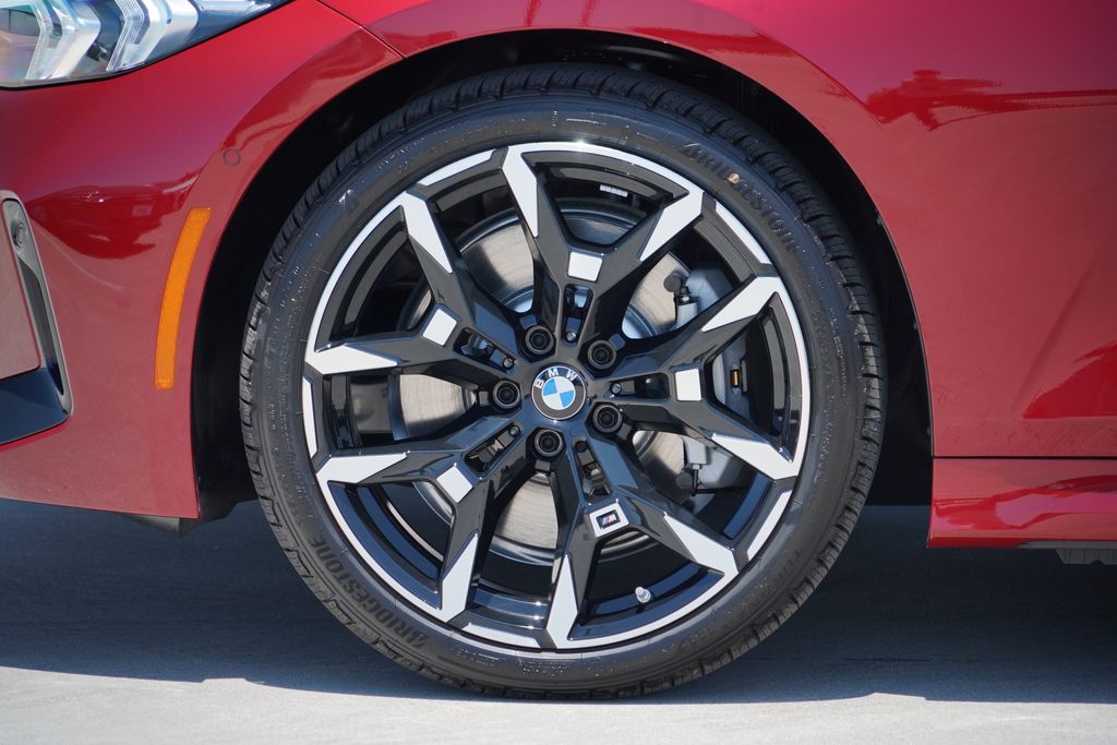 Thumbnail: 2026 BMW 3 Series - 5