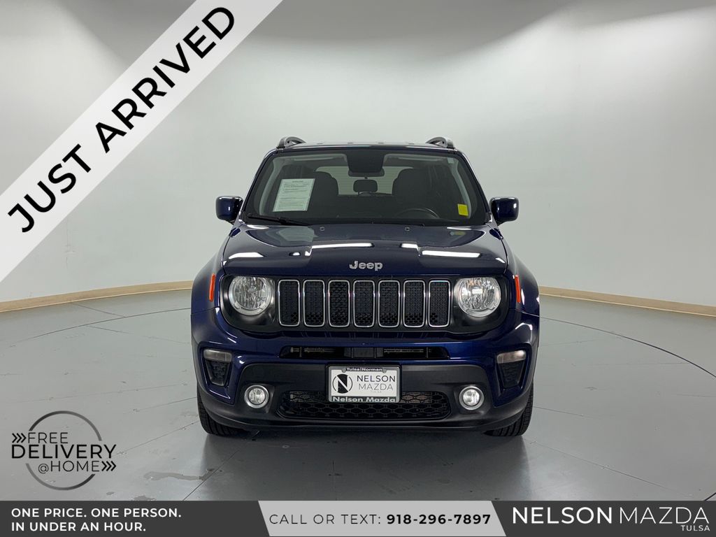 Used 2019 Blue Jeep Latitude image 2