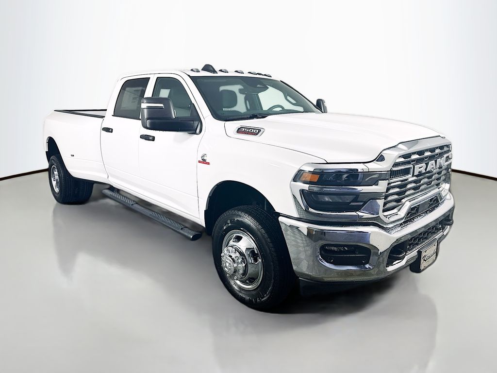 2026 RAM 3500 Tradesman Crew Cab LB DRW 4WD