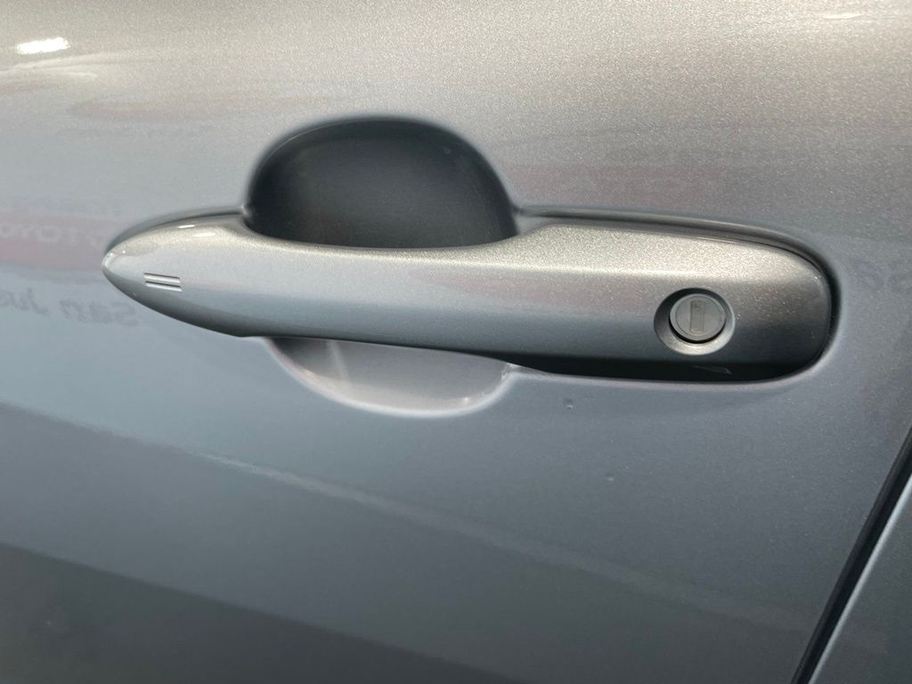 New Car 2025 Toyota Corolla Cross  For Sale Under $35,000 In San Juan, Puerto Rico