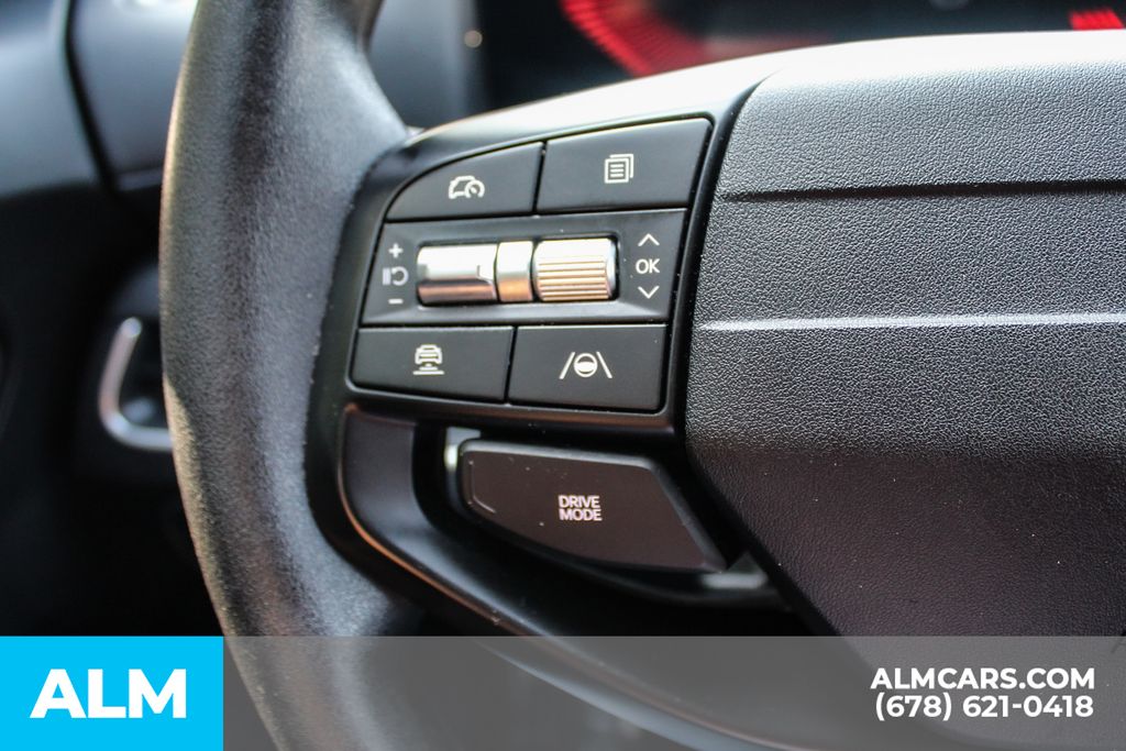 Used 2025 Gray Kia LXS image 24