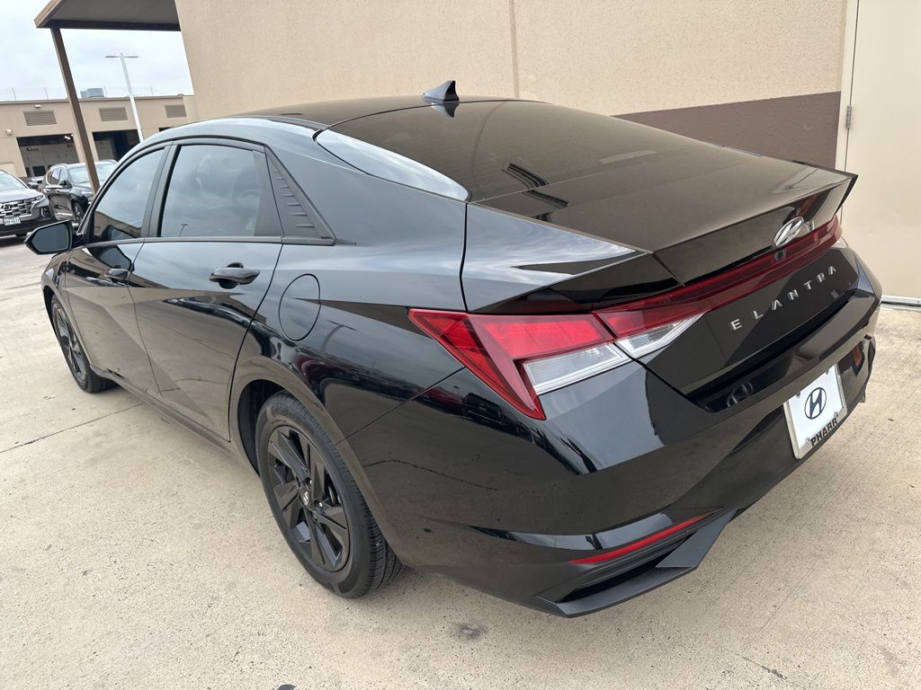 2022 Hyundai Elantra SEL 6