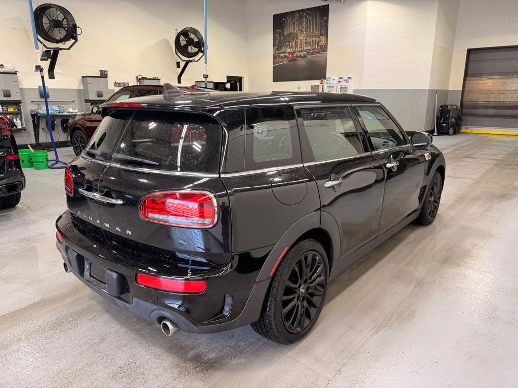 Thumbnail: 2022 MINI Cooper Clubman - 6