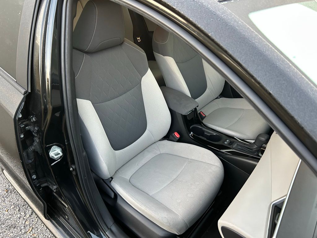 Thumbnail: 2021 Toyota Corolla - 15