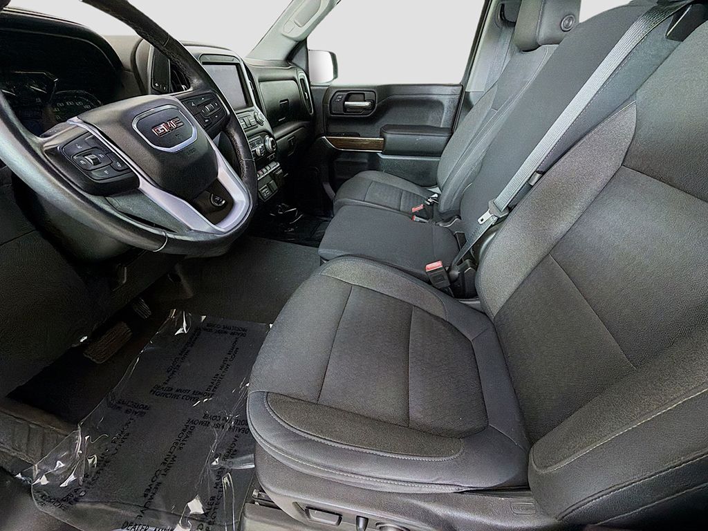 Used 2019 Silver GMC SLE image 19