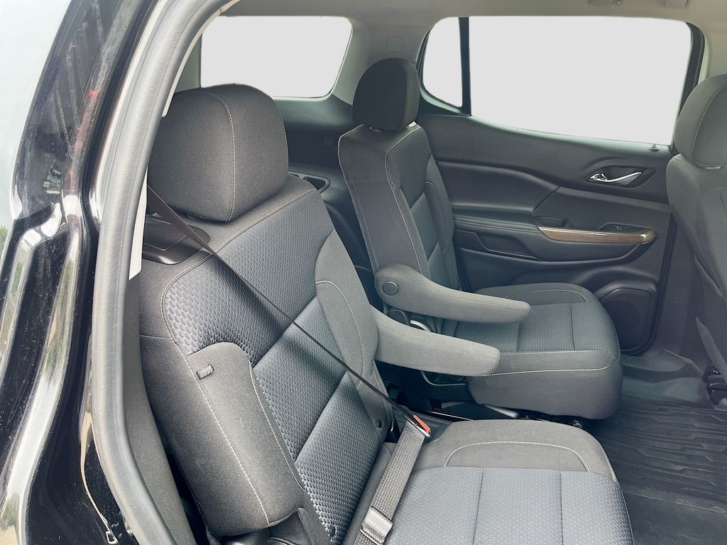 Used 2023 Black GMC SLE image 27