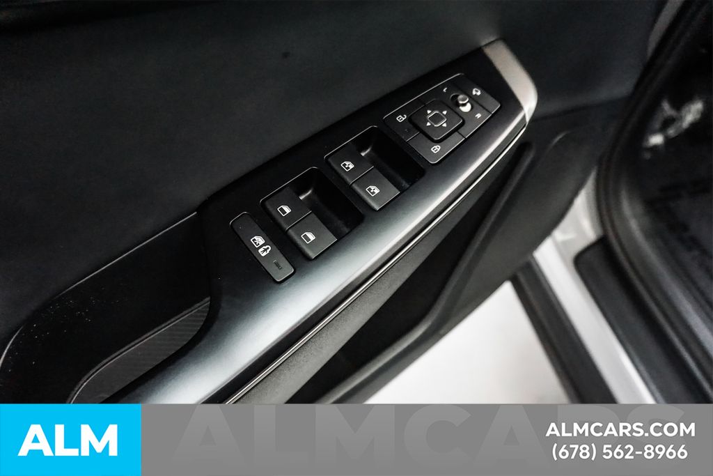 Used 2025 Gray Kia Light image 47