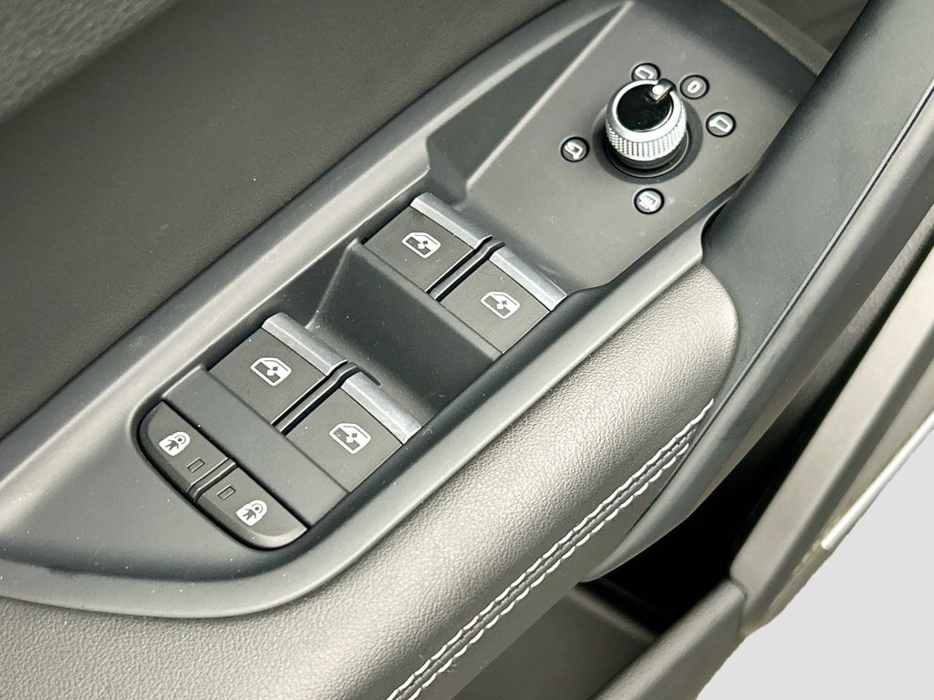 Thumbnail: 2021 Audi Q5 - 22