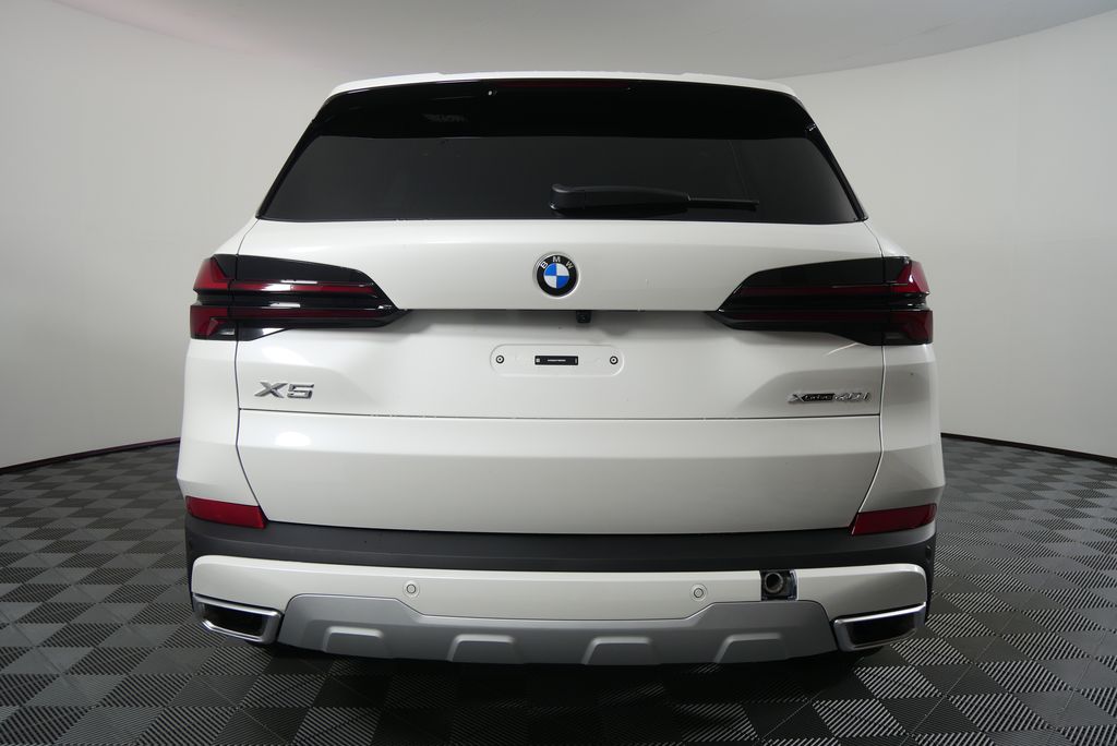 Thumbnail: 2026 BMW X5 - 4