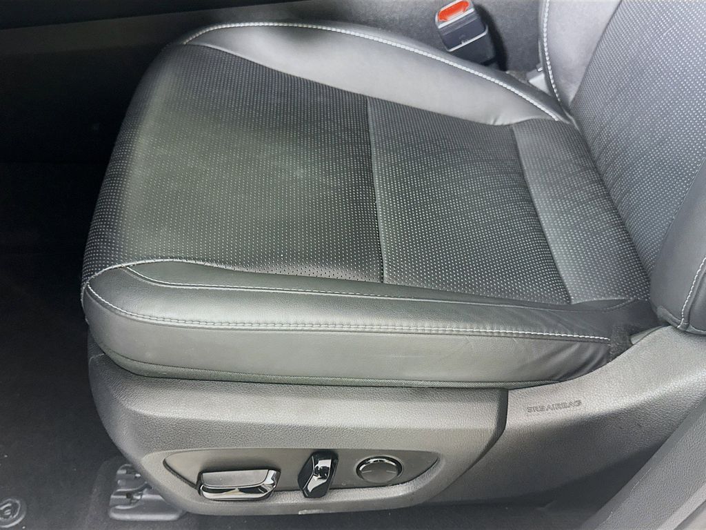 Thumbnail: 2024 Lexus RX - 20