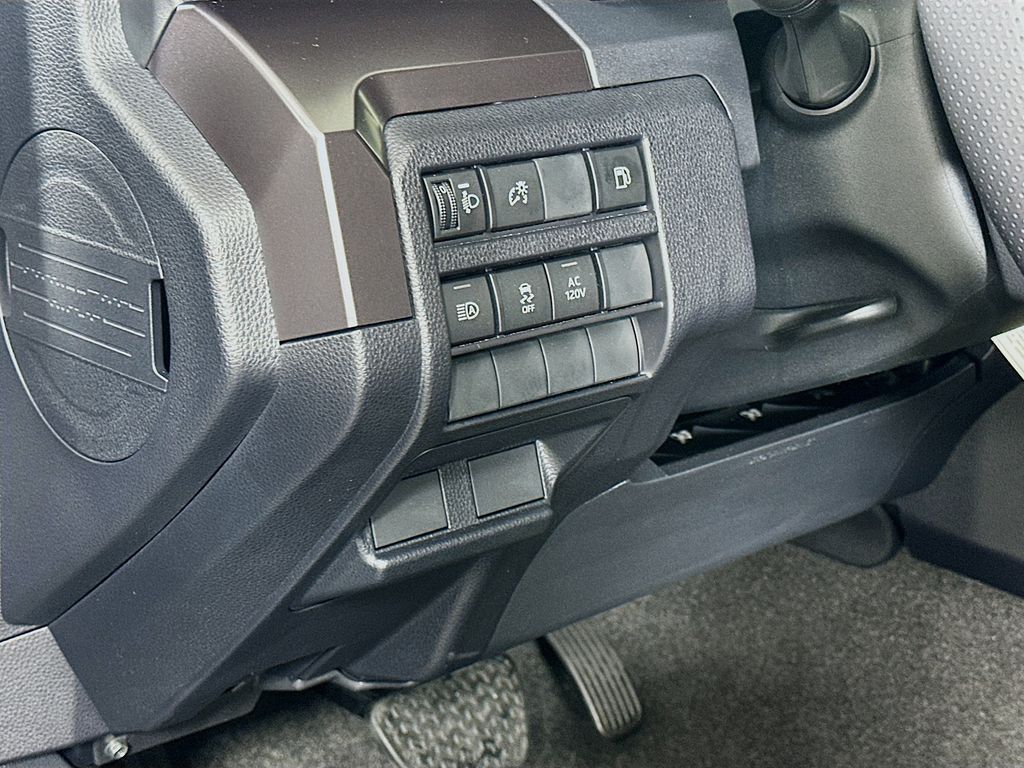 Thumbnail: 2025 Toyota 4Runner - 10