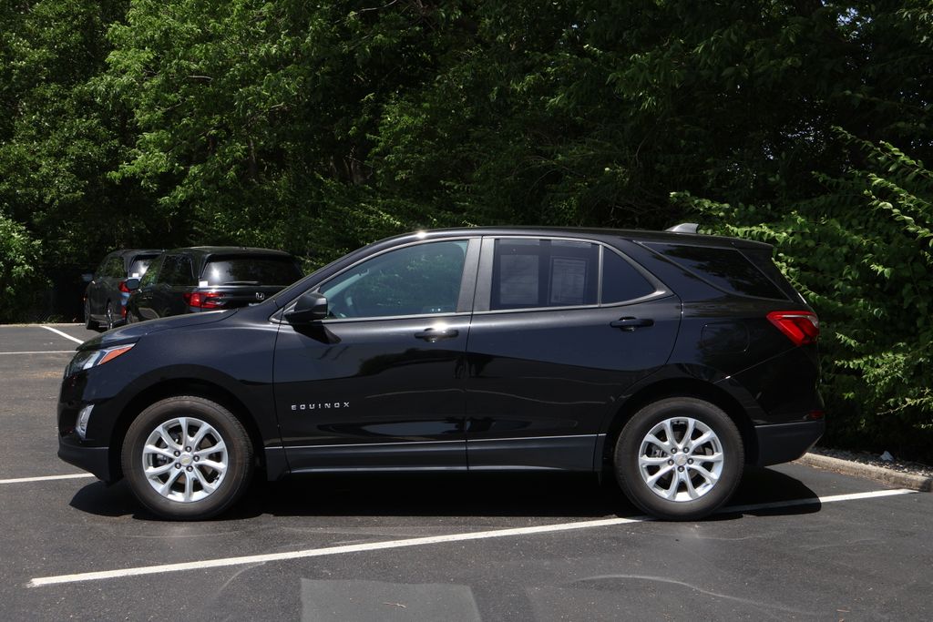 Thumbnail: 2021 Chevrolet Equinox - 4