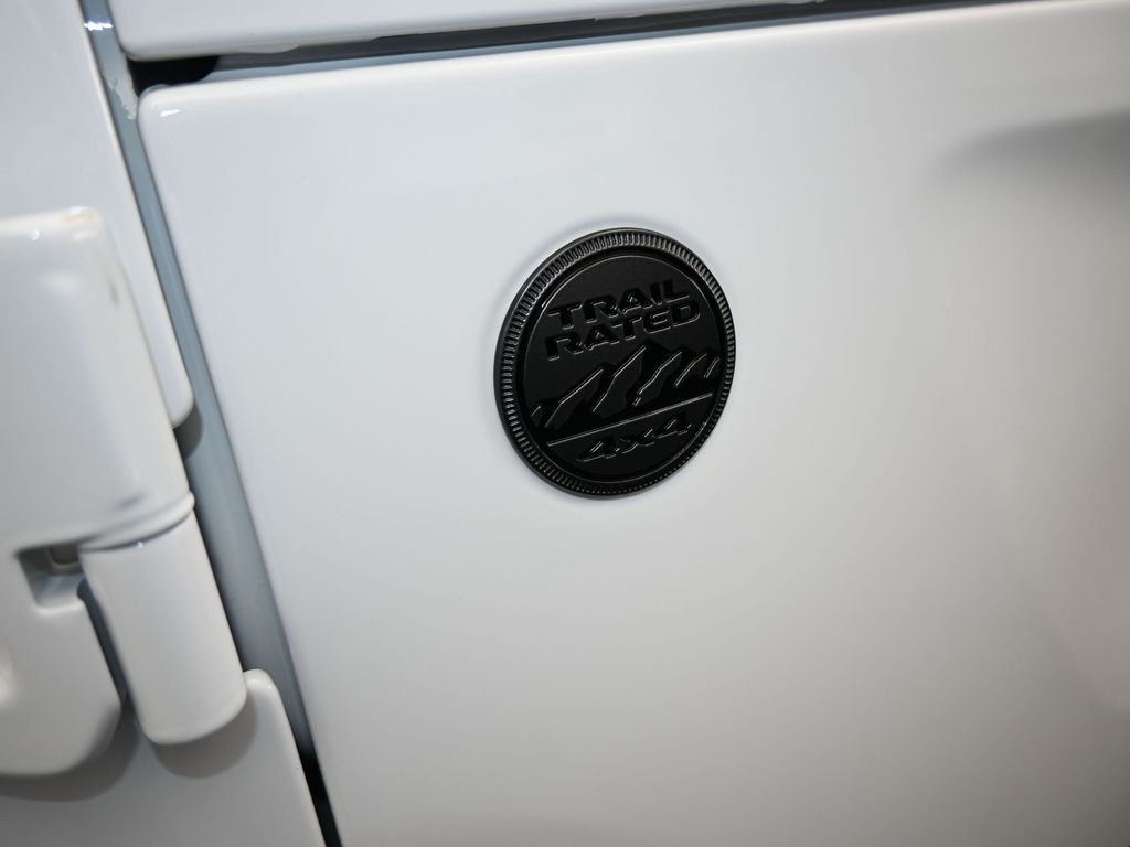 New 2026 bright white clearcoat Jeep Sport image 40