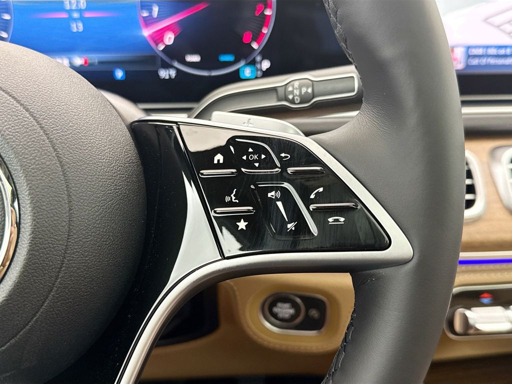 Thumbnail: 2026 Mercedes-Benz GLE - 12
