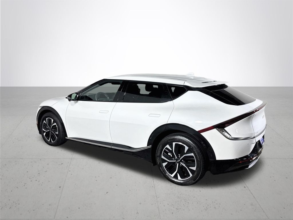 2024 Kia EV6 Wind