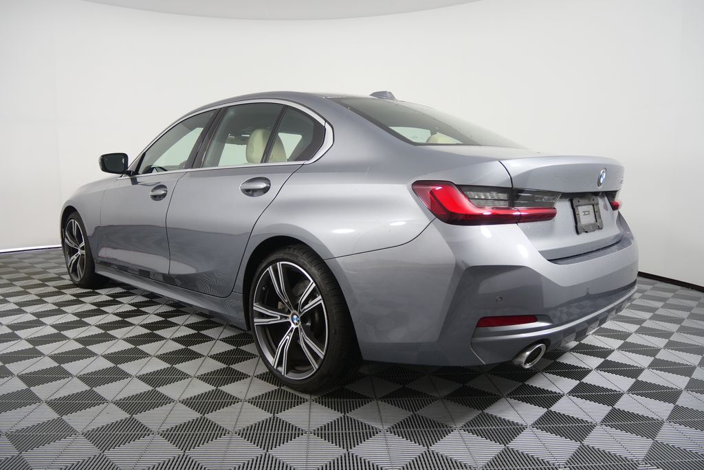 Thumbnail: 2024 BMW 3 Series - 5