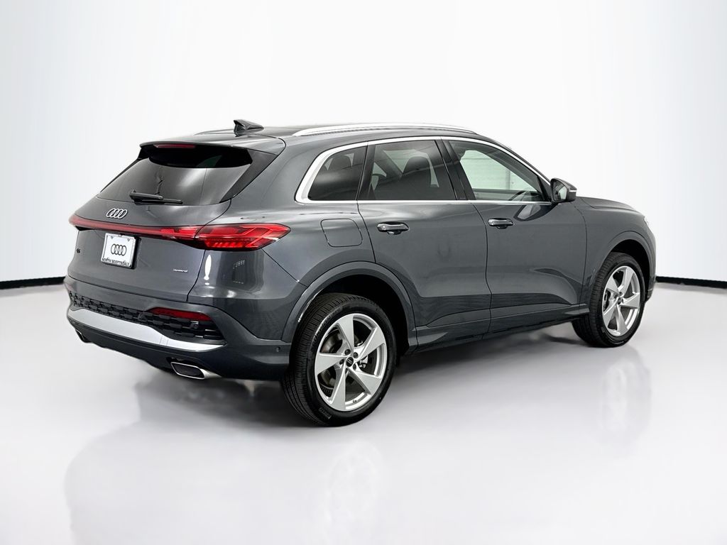 Thumbnail: 2025 Audi Q5 - 5