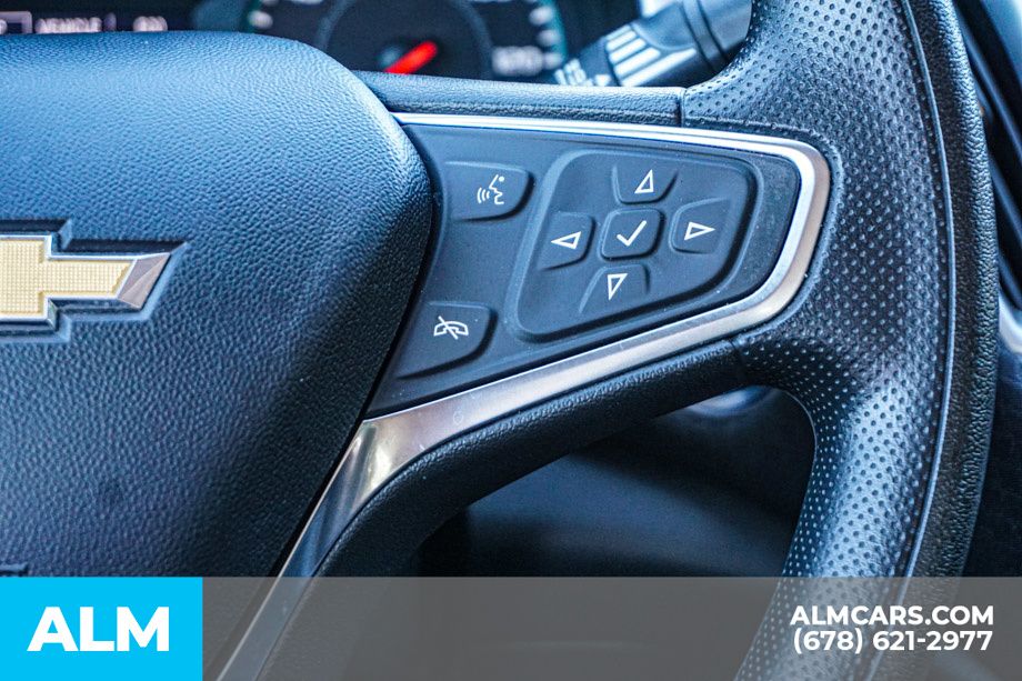 Used 2024 Gray Chevrolet LT image 30