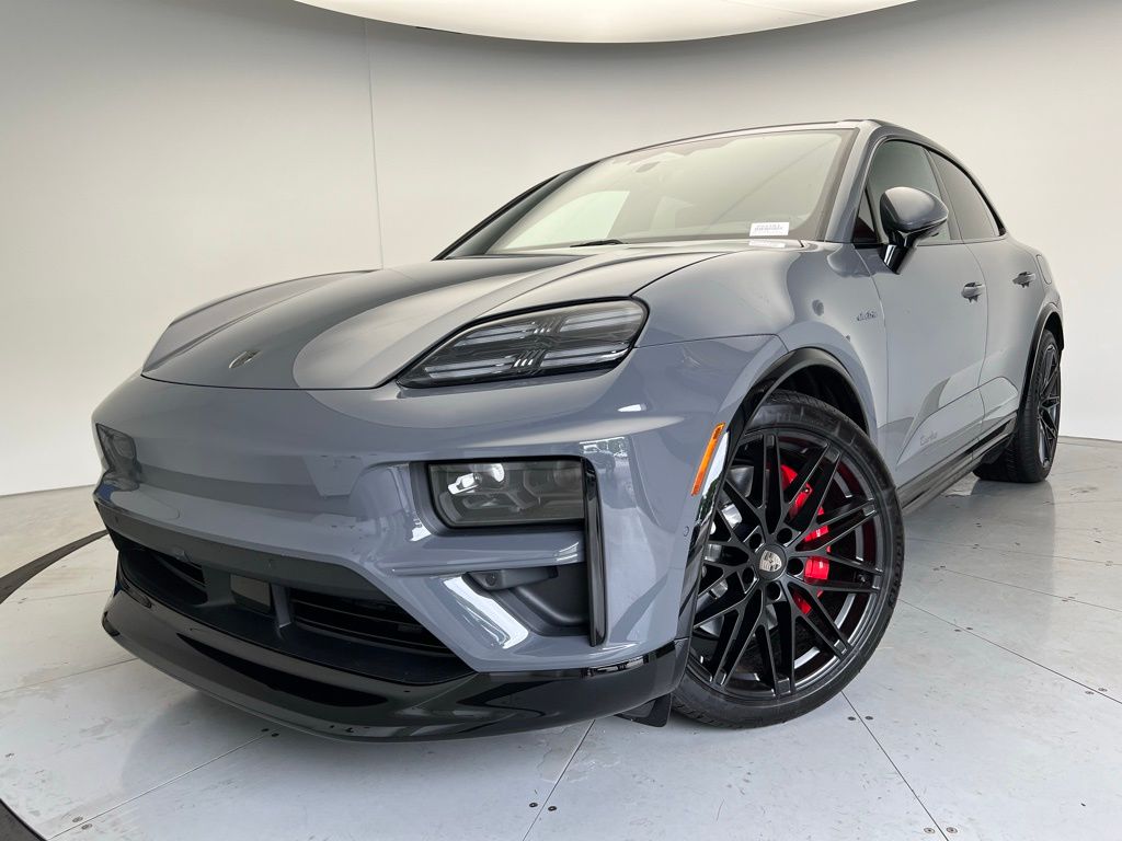 Thumbnail: 2025 Porsche Macan - 1