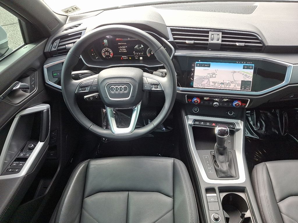 Thumbnail: 2022 Audi Q3 - 12